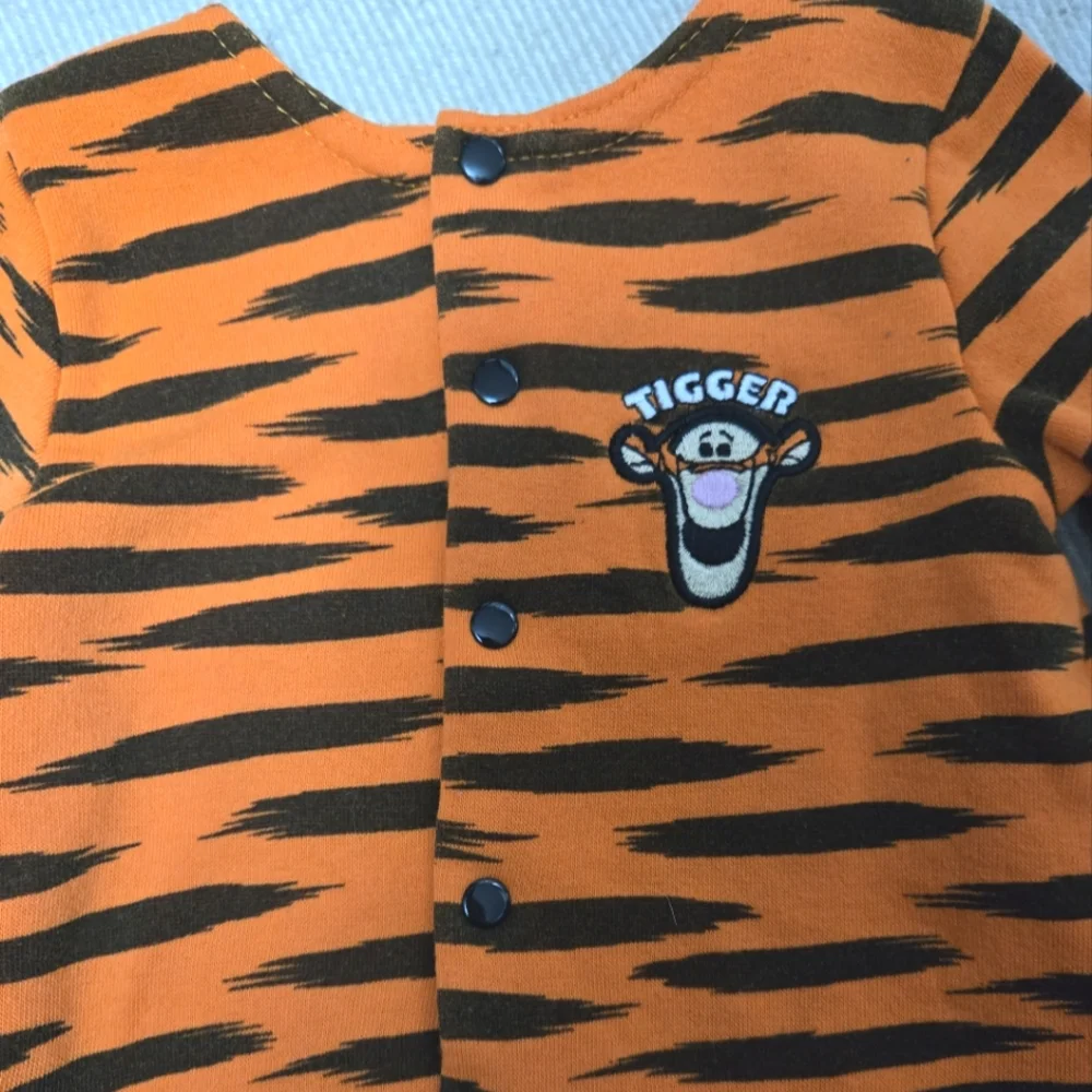 Disney Tigger (Winnie the Pooh) patterned snap button cardigan top